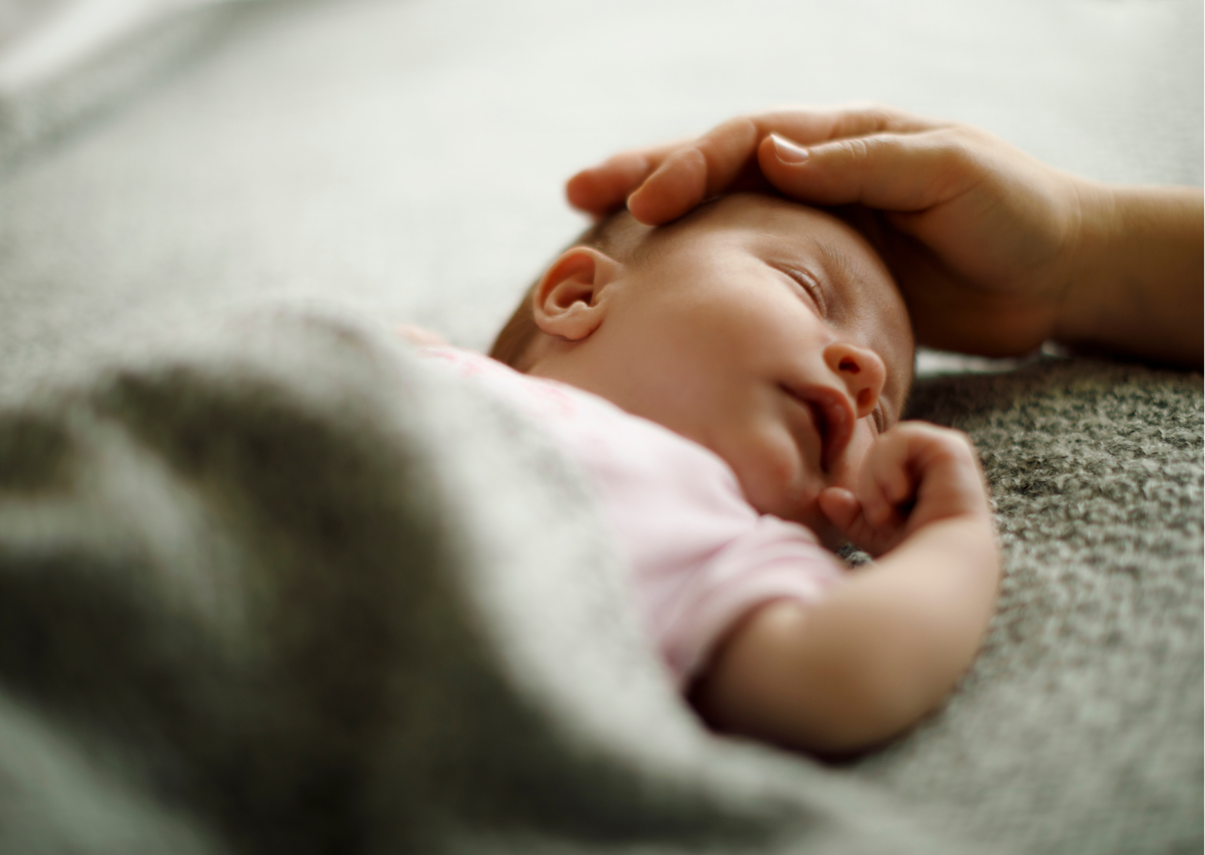 Ratgeber Bilder - neugeboren 2 wochen alt